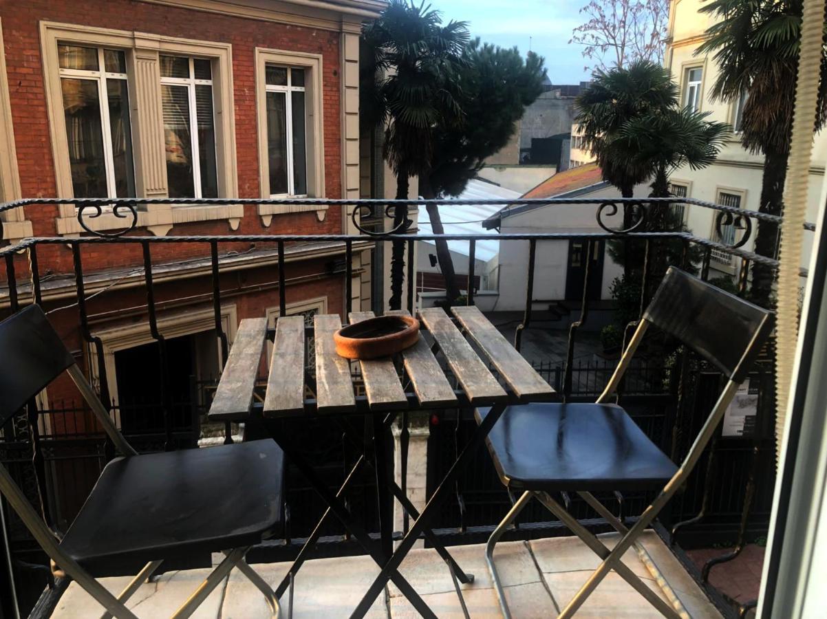 Appartamento Sweet House In The Heart Of Provincia di Istanbul Esterno foto