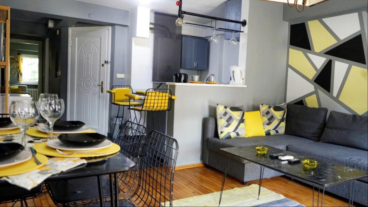 Appartamento Sweet House In The Heart Of Provincia di Istanbul Esterno foto