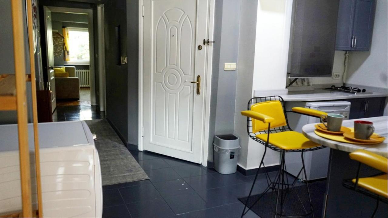 Appartamento Sweet House In The Heart Of Provincia di Istanbul Esterno foto